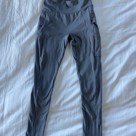*SOLD* Gymshark Non Stop Leggings Size Small - Picture 7 of 9